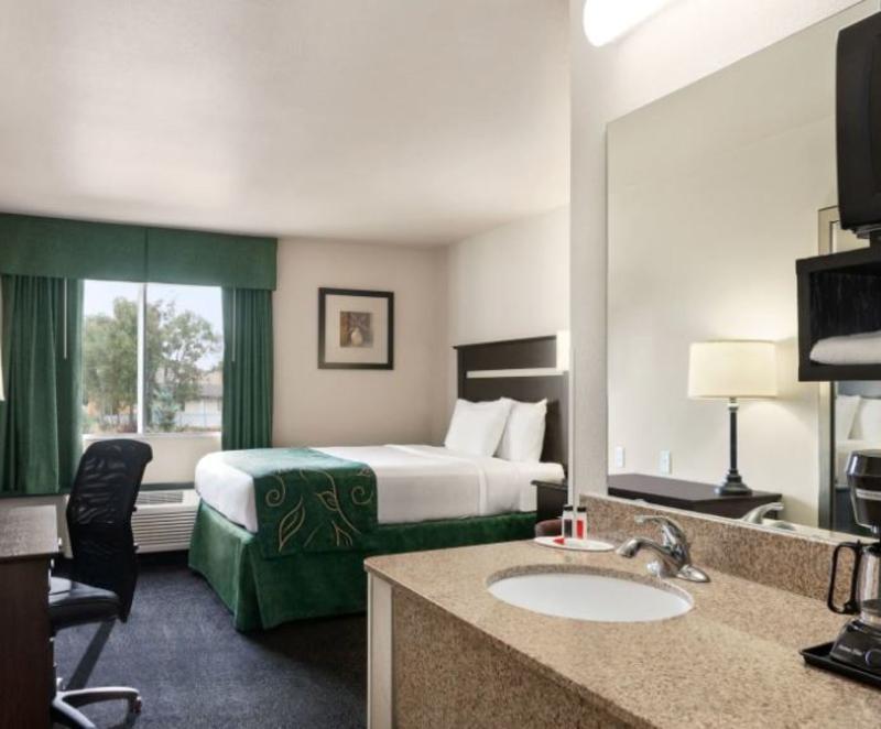 Travelodge By Wyndham 2*